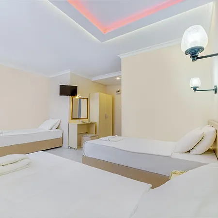 Kleopatra Hermes Hotel