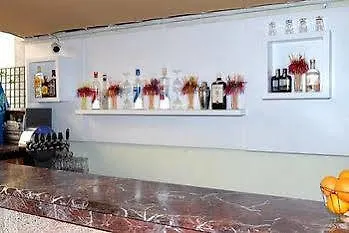 Kleopatra Hermes Αλάνια